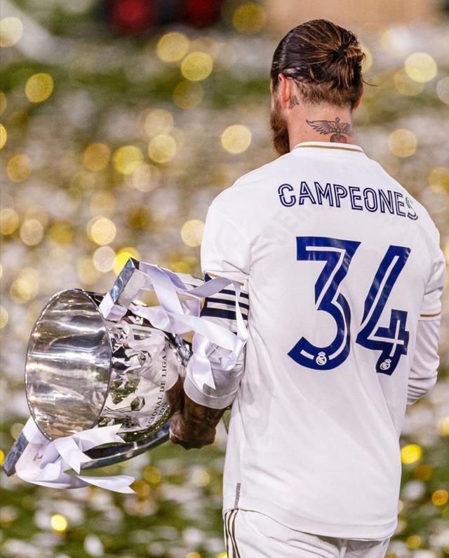 蜂鸟竞技-转折点利物浦官宣签约，国王杯赛后攻防权衡，态度坚定，临场指挥获称赞的简单介绍