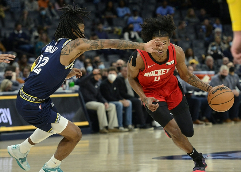 蜂鸟竞技-TheShy遭遇十二连败，拜仁教练面临压力！的简单介绍